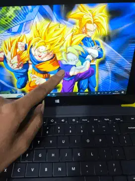 Laptop Microsoft surface touchscreen i5