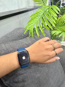 apple watch Series 4 44MM
