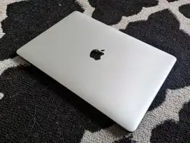 Jual macbook pro 2019
