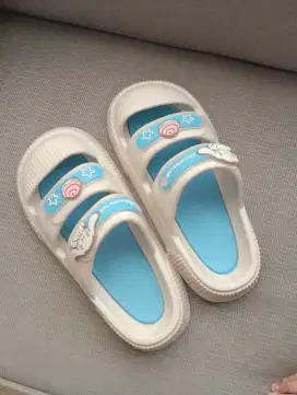 Sandal sanrio cinnamoroll selop rumah