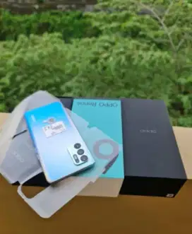 Oppo Reno 6 8/128 GB Kondisi Seperti Baru