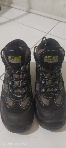 Sepatu safety joger original