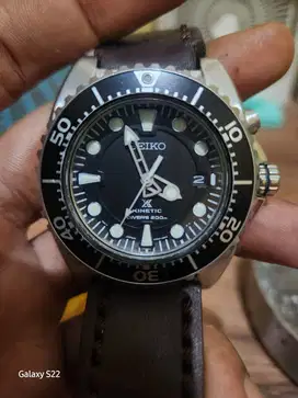 Jam kinetik seiko diver ska 371