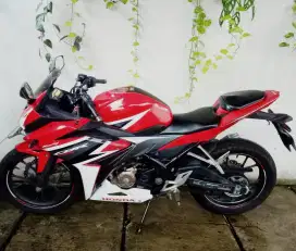 Honda New CBR150R Istimewa