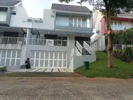 Di jual cepat rumah d Sentul city