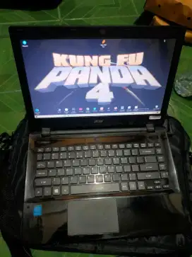 Dijual cepat laptop Acer (bisa nego)