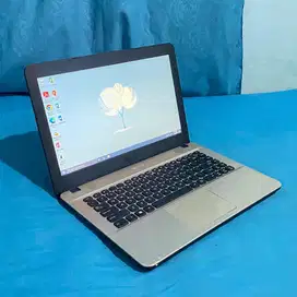 Laptop ASUS X441BA AMD A4