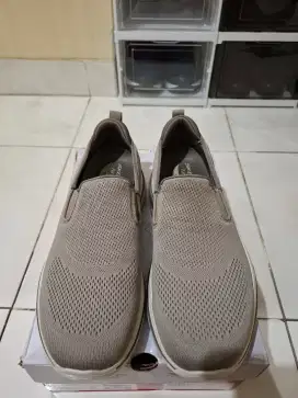 Skechers Go Walk Arch Fit 2.0 Melodious Taupe Size 42