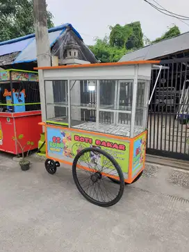 grobak gorengan/risol/tahu/sempol/roti bakar/sosis/somay/es buah