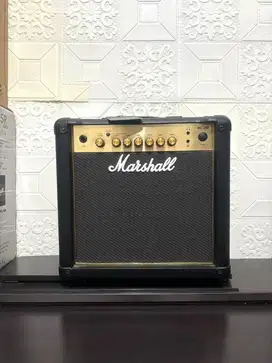 Ampli Gitar Marshall MG15R