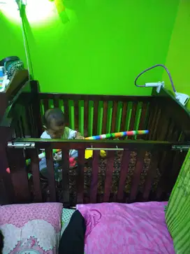 Box Bayi Kayu preloved