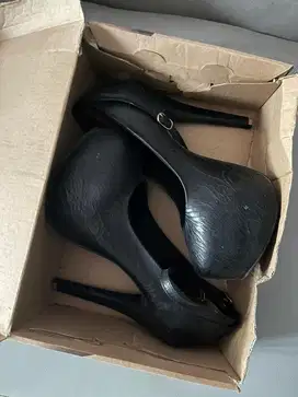 High Heels Wanita