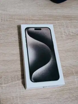 Dijual iphone 15 pro max 256 like new 99%