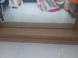 Cermin Kayu Ukuran Besar