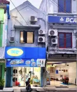 Dijual Ruko Komersial Jalan Brigjen Katamso 2 Lantai Siap Pakai