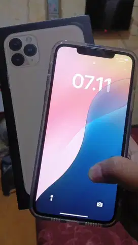 iphone 11 pro max 64gb inter