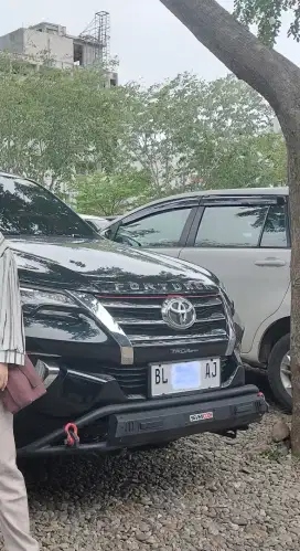 Tanduk Tuwing Depan Fortuner