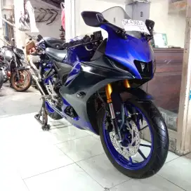 DP 6,2 JT/ BUNGA MENURUN 2%/ YAMAHA R15 TAHUN 2023