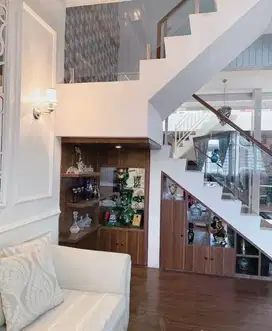 DIJUAL RUMAH MEWAH DI JL.MATAHARI DEKAT SIMPANG GRIYA  MEDAN