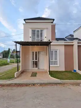 RUMAH PINGGIR JALAN DEKAT STASIUN DEPOK BANYAK FASUM BISA TANPA DP
