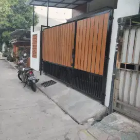 Pagar hollo grc