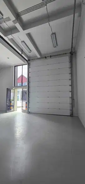 BRAND NEW GUDANG BIZPARK PIK2 DISEWA UK 9X20 MULTIGUNA 2LANTAI HARGA T