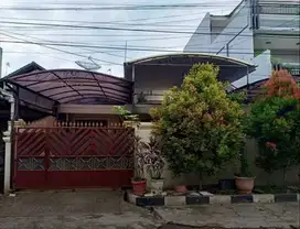 Rumah Kelapa Gading 10x20m 1 1/4 lantai, jalan lebar