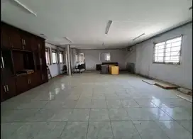 Gudang Sunter 1557 merangkap kantor, sangat strategis