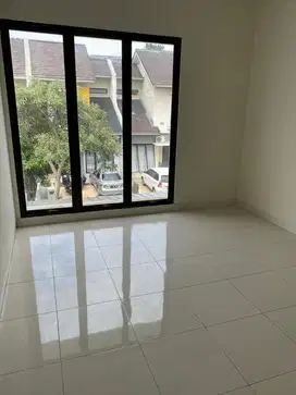 Rumah Modern Minimalis Sudah Siap Huni Strategis di Graha Raya.12027