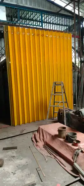 Pintu harmonika