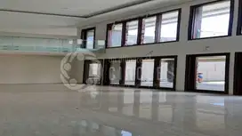 Rumah Luas Dan Lega Di Setraduta Cimahi