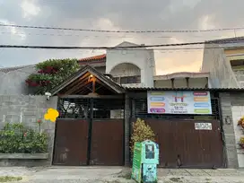 rumah super bagus di sambisari surabaya mantab