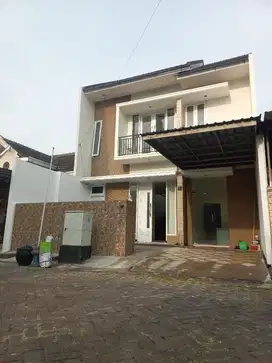 Dijual Cepat Rumah Bagus 2 Lantai Sengkaling dekat Kampus UMM 3 Malang