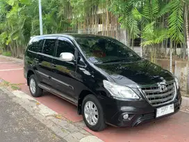 Toyota Grand Innova 2.5 G  Diesel Manual 2014 Low KM
