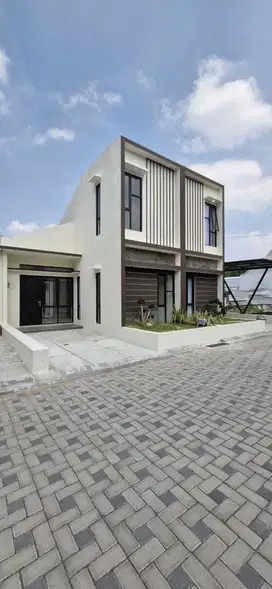 Rumah Siap huni dalam cluster aranya park jakal km 12 selatan uii