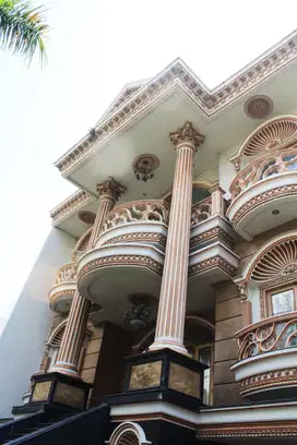 Luas Tanah 455 m2, Mewah Classic, Artha Gading, Rumah di Kelapa Gading
