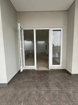Rumah HOKI di Graha Sunter Pratama 3 Lantai Luas 135 M2