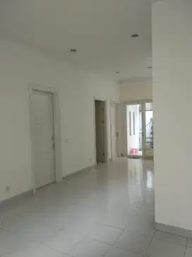 Disewakan Rumah di Cluster Chrysocolla PHG Gading Serpong