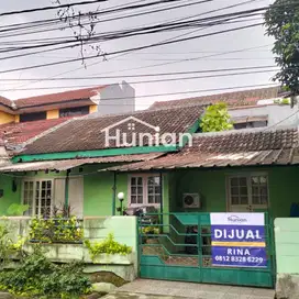 Rumah di Pamulang, Pinggir Jalan, Cocok Untuk Usaha
