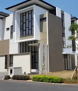 Rumah 3lt 12x14 type 5KT Cluster Matana hook Asya Jakarta Garden City