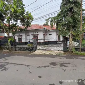 Disewakan Rumah Startegis per tahun