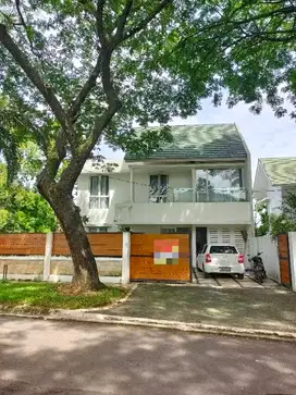 rumah hook halaman luas di jual lingkungan asri