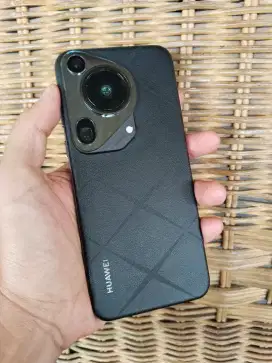 Huawei pura 70 ultra 16/512 resmi Indonesia pemakaian baru 3 minggu