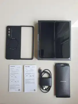 SAMSUNG ZFOLD3 8/256 SEIN FULLSET LIKE NEW