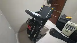 Treadmill Gym..99% kondisi