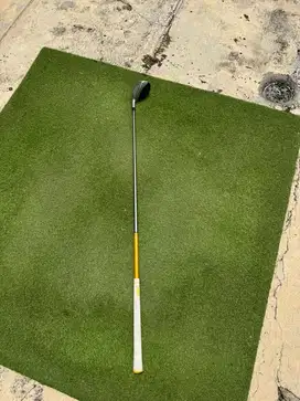 Golf hybrid rescue 4 Taylormade R7