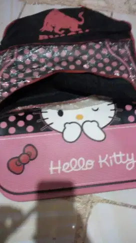 Karpet karet motif hello Kitty 2baris