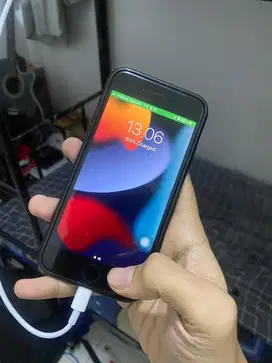 di jual iphone 7 32gb (batangan)