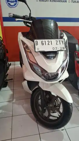 PCX 160 2023 ABS PUTIH GLOWSY CASH//CREDIT DP HANYA 2 JUTA UNIT GRES