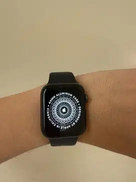 Apple watch series 5 44mm black